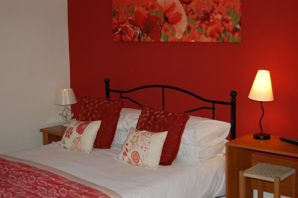 Witheridge The Mitre Inn الغرفة الصورة