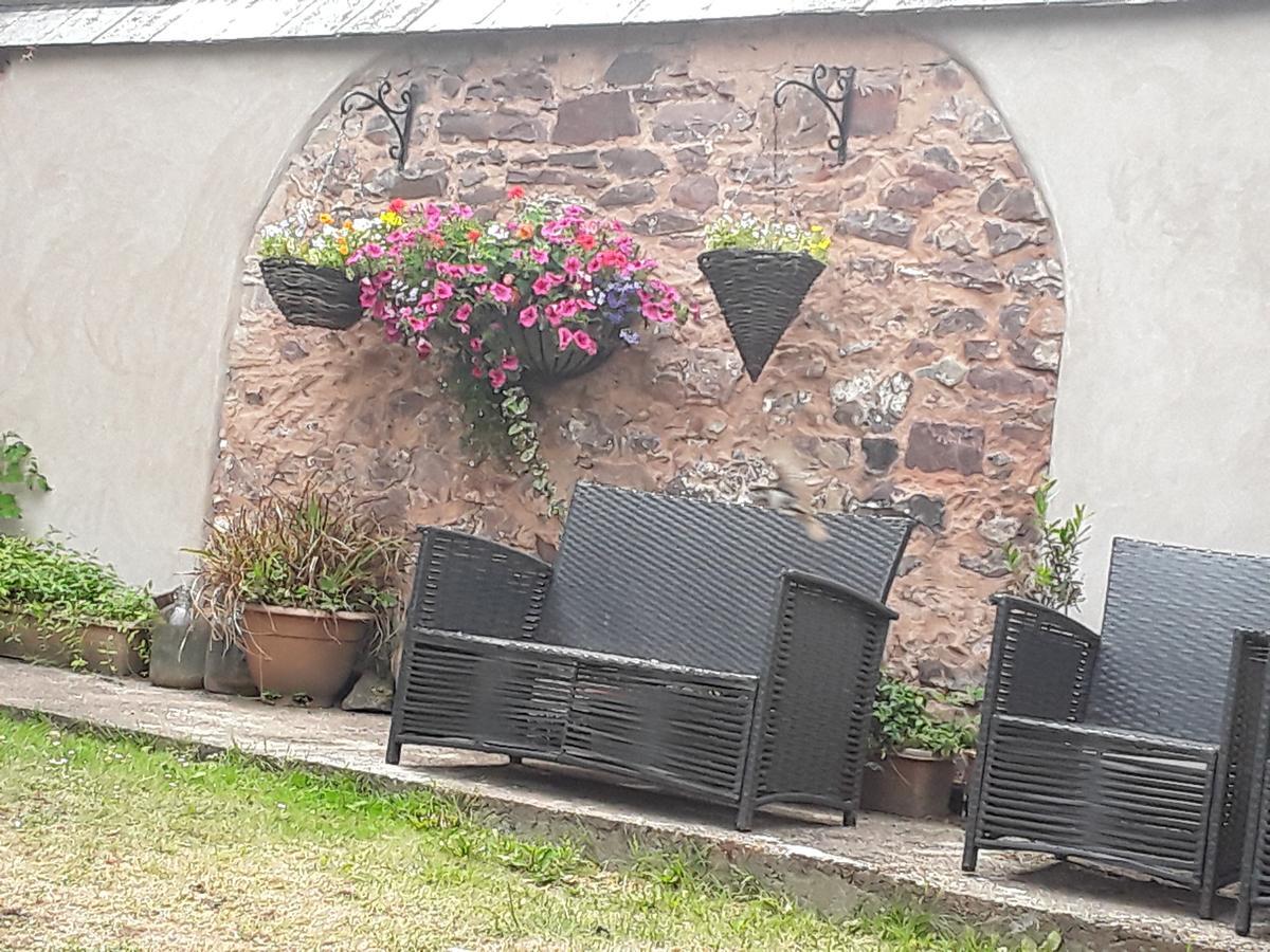 Witheridge The Mitre Inn المظهر الخارجي الصورة